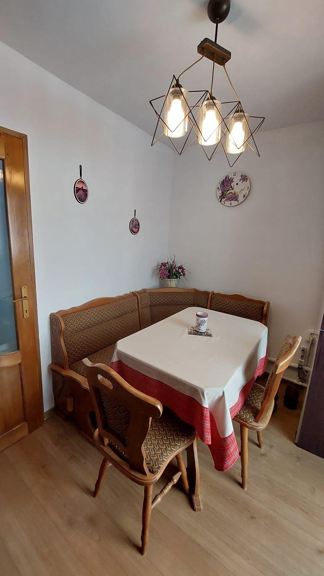 De închiriat apartament cu 3 camere, etaj 1, Siderurgistilor, 400 euro - 25