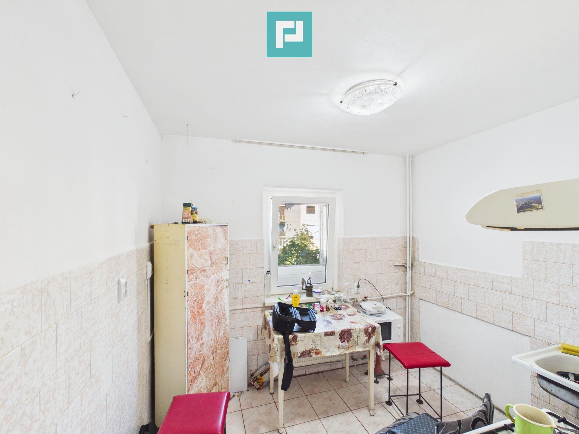 Apartament 3 camere, 64 mp, Str. Aluminei, Oradea - 9