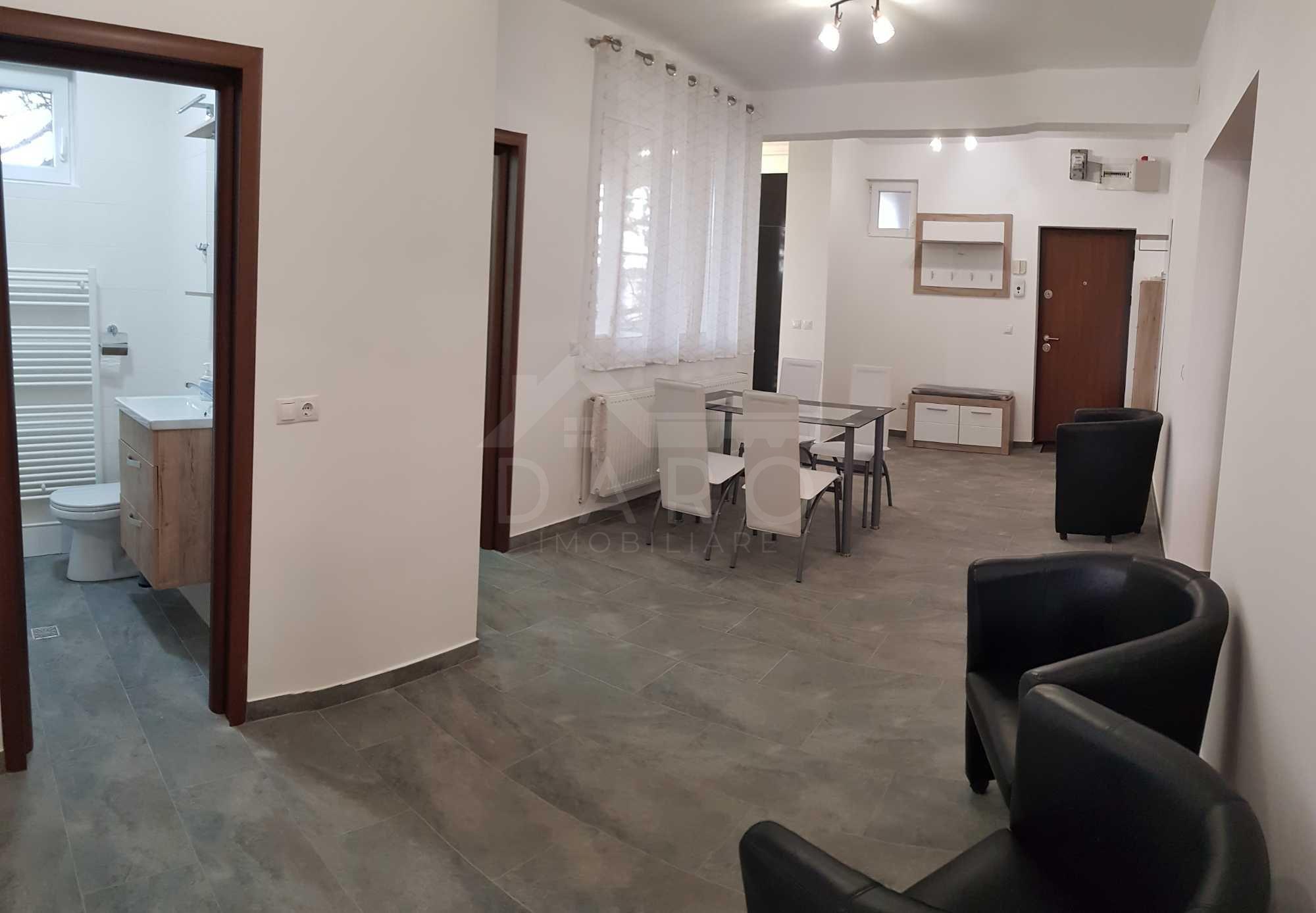 Închiriez apartament 4 camere zona rezidențială - 2