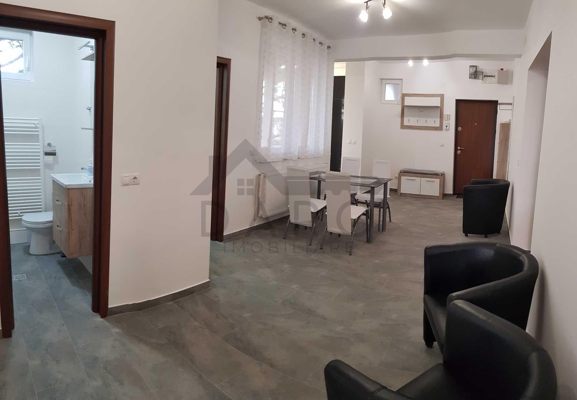 Închiriez apartament 4 camere zona rezidențială - 2