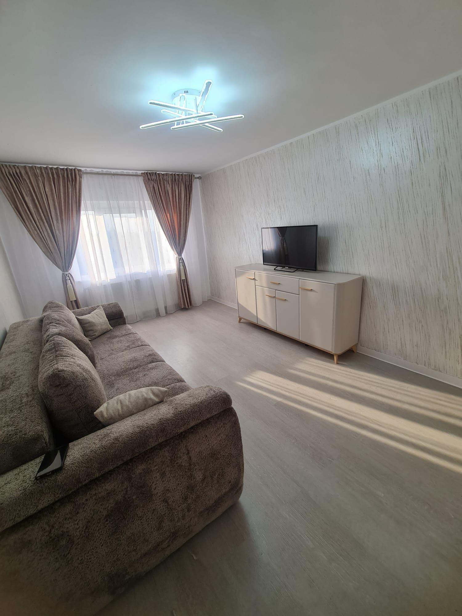De vanzare apartament apartament cu 2 camere, Micro 16, etaj 4, 72.000 E - 1
