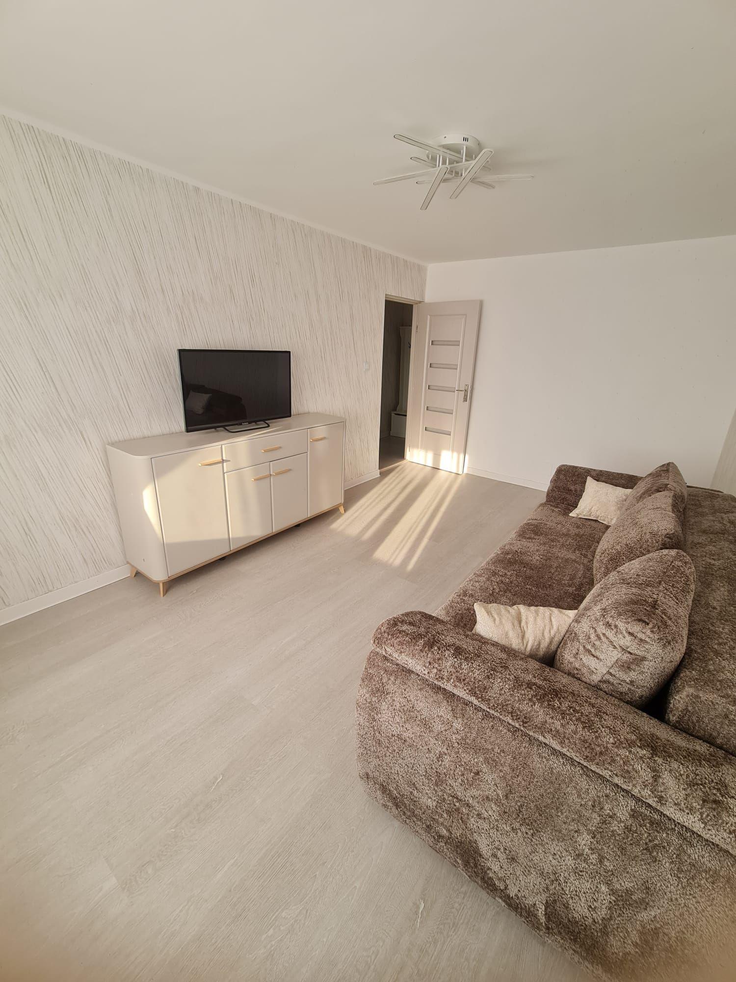 De vanzare apartament apartament cu 2 camere, Micro 16, etaj 4, 72.000 E - 2