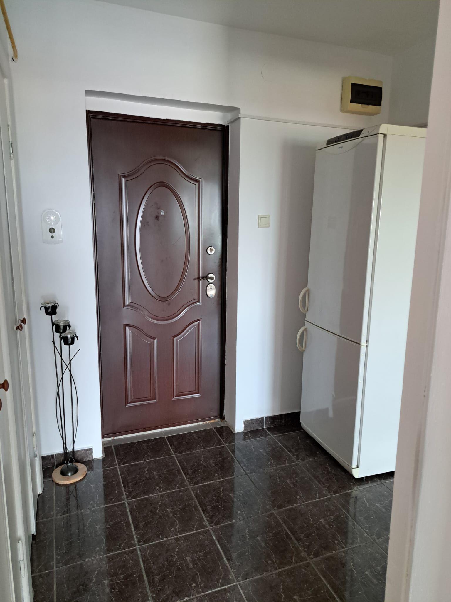 De inchiriat apartament cu o camera, Gara, etaj 4, 300 euro - 7