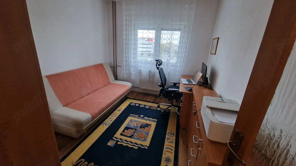 Apartament cu 3 camere complet decomandat - 8