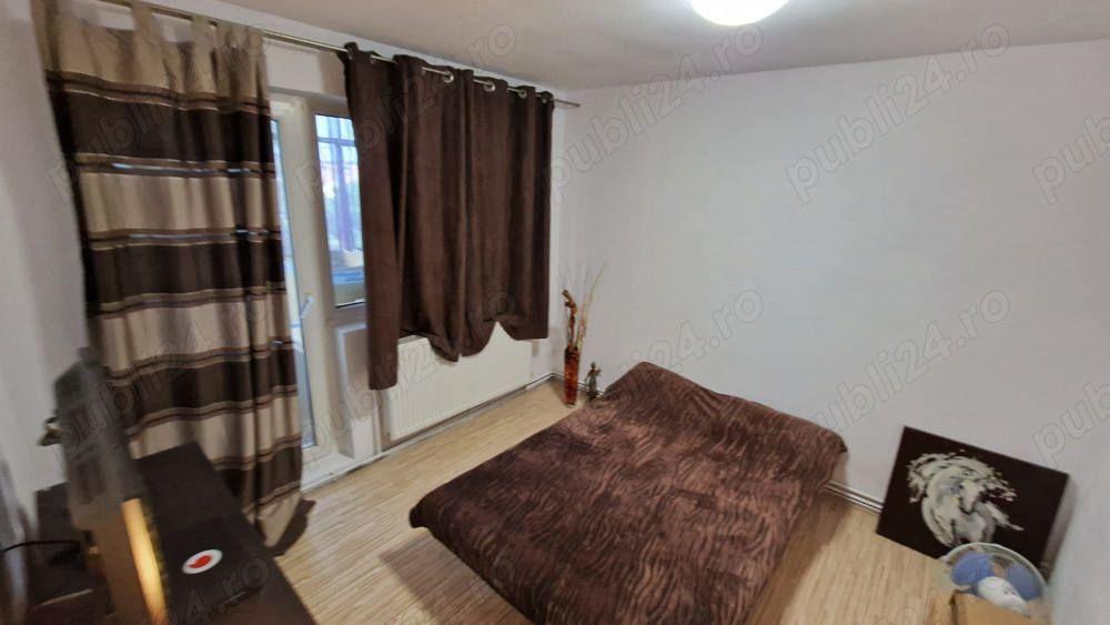 Apartament cu 3 camere de vanzare sau de inchiriat - 4