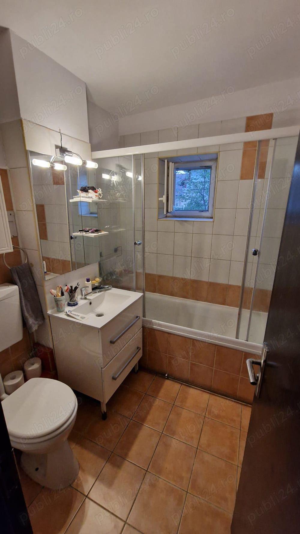 Apartament cu 3 camere de vanzare sau de inchiriat - 3
