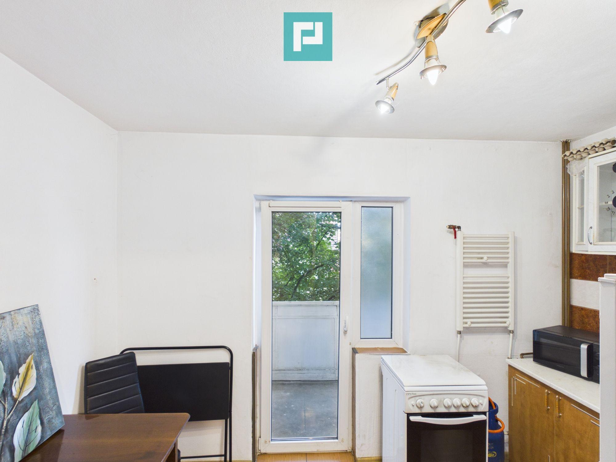 Apartament 3 camere ,68 mp, Str.Moldovei-Rogerius - 7