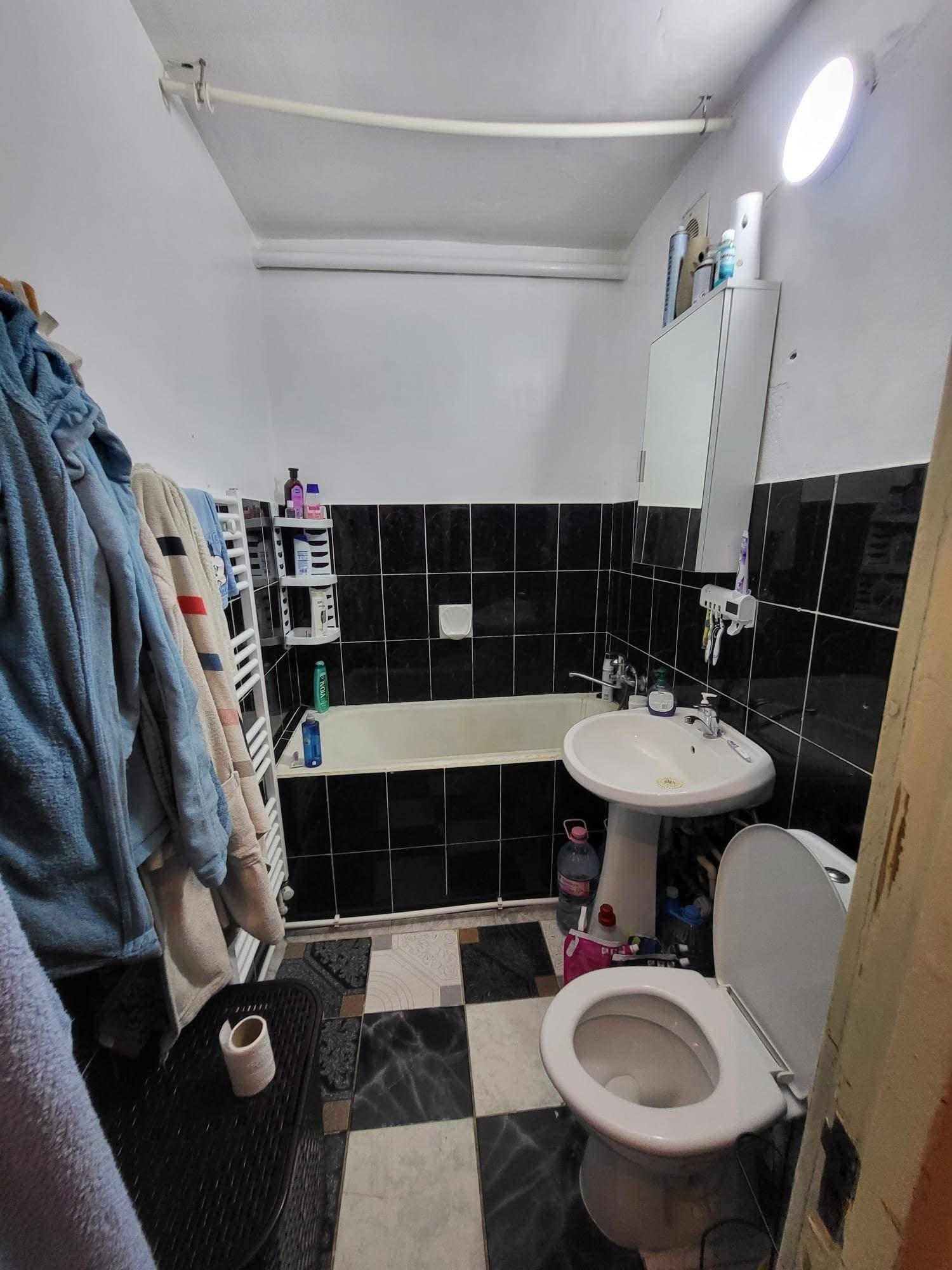 Apartament 3 camere, în Țiglina 3 - 4