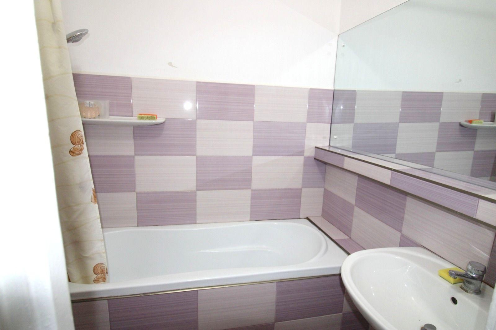 De inchiriat apartament cu 2 camere Gradina Publica et. 4, 300 euro - 6