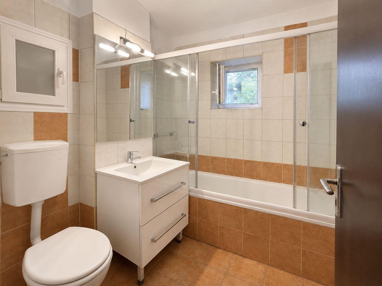 Apartament decomandat 3 camere și 2 balcoane, Calea Martirilor–Mures - 10