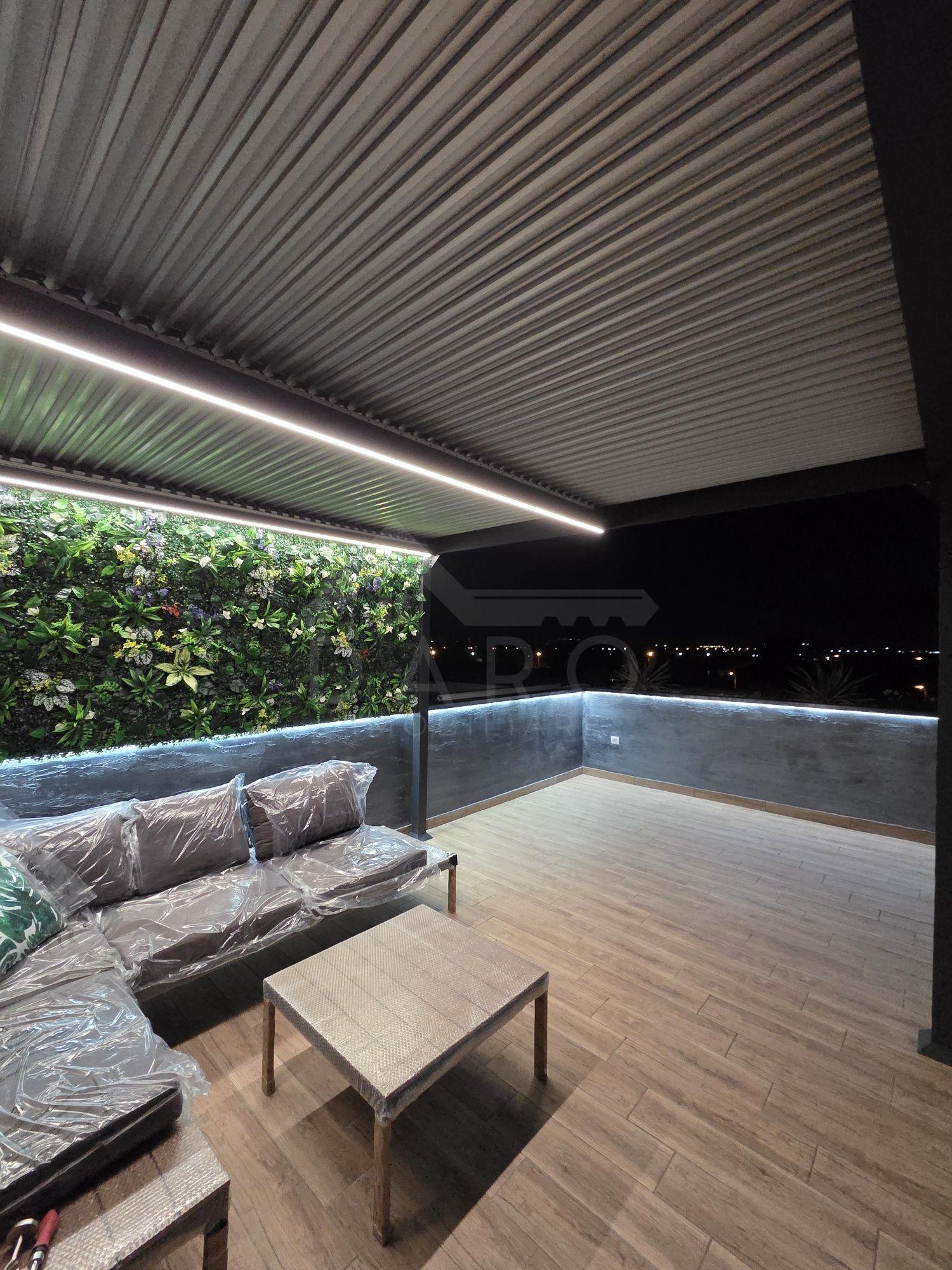 Penthouse de închiriat . - 4