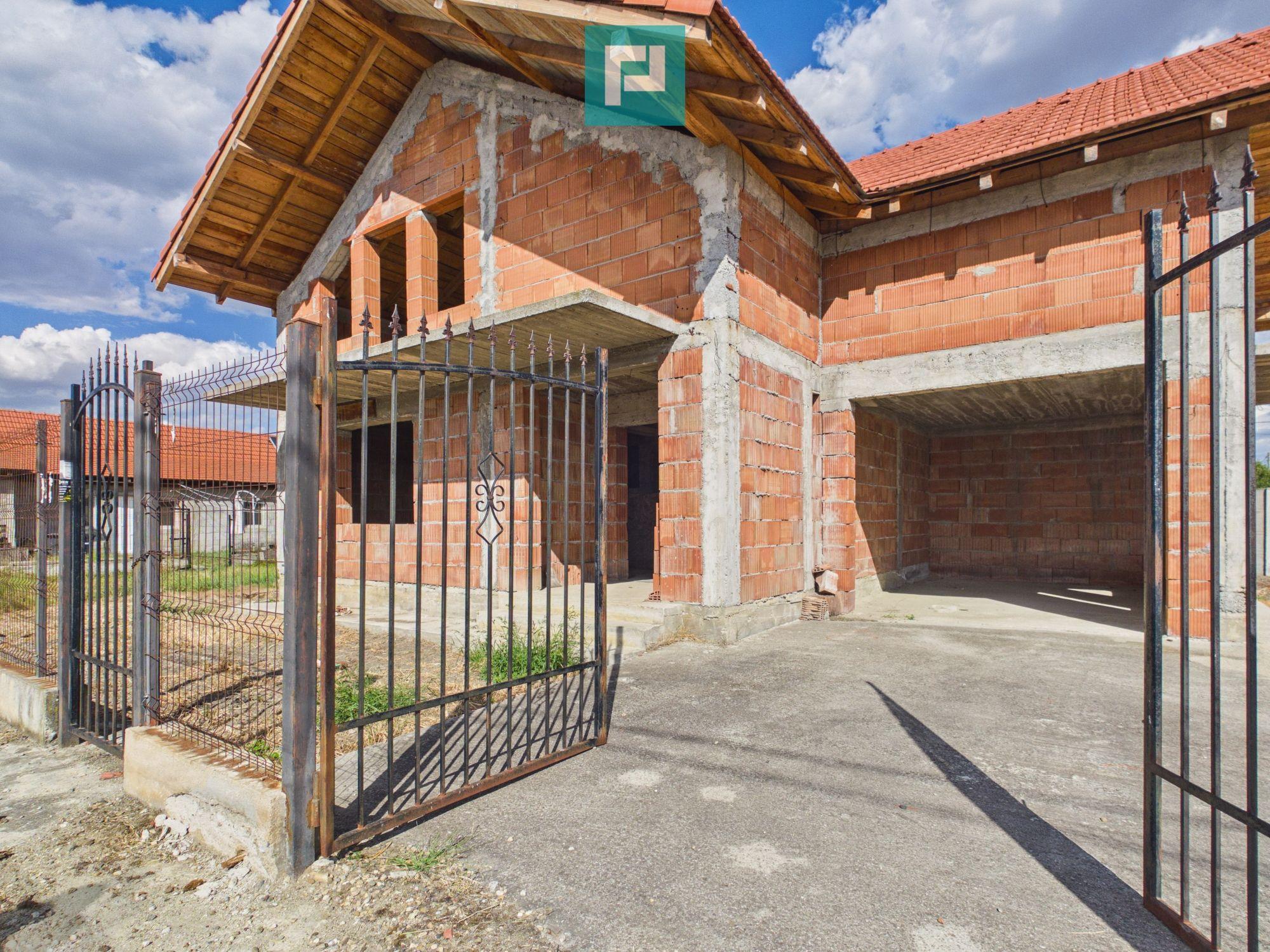 Casă Individuală P+M, în Bacova - 1