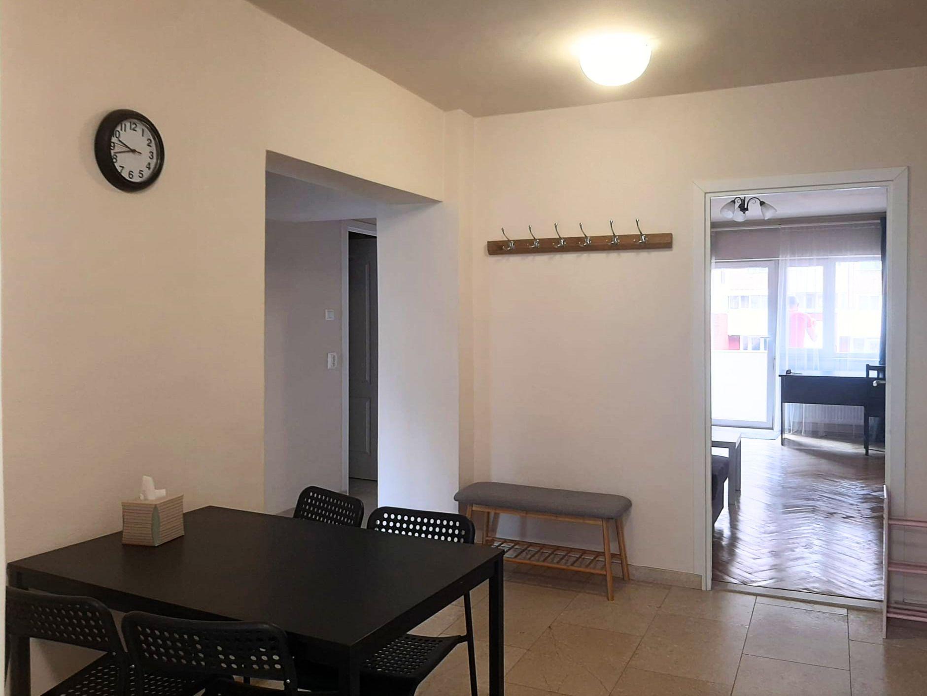Vanzare 3 camere complet renovat zona pietonala Racadau - 18