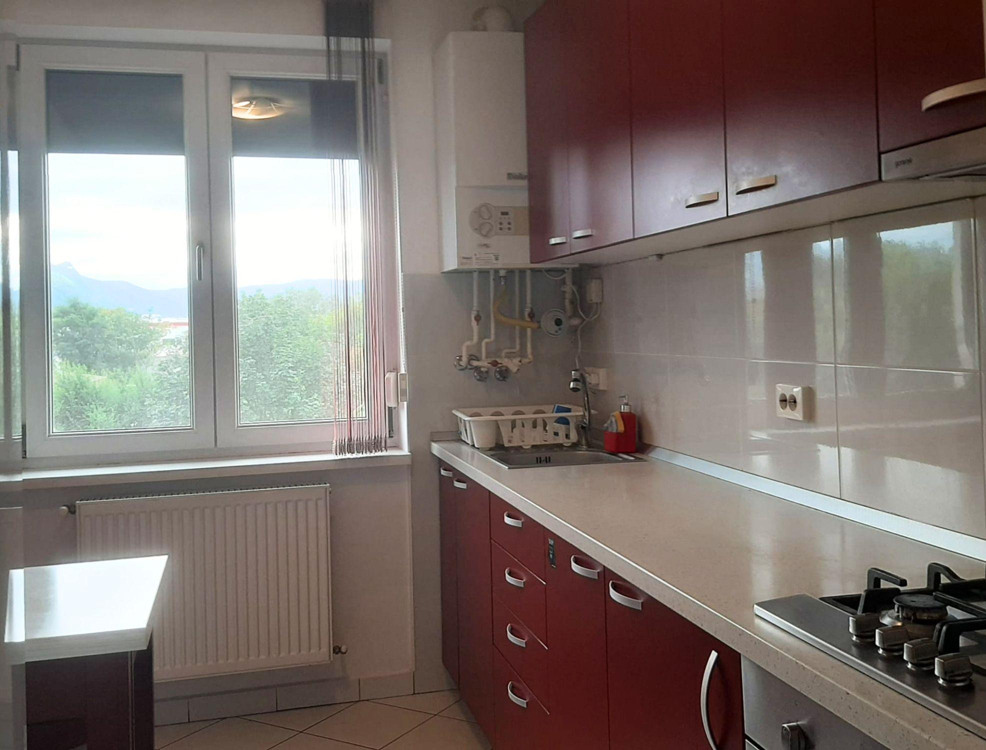 Apartament Renovat 2 Camere + Boxă 7 MP Vedere Superbă spre Tâmpa - 9