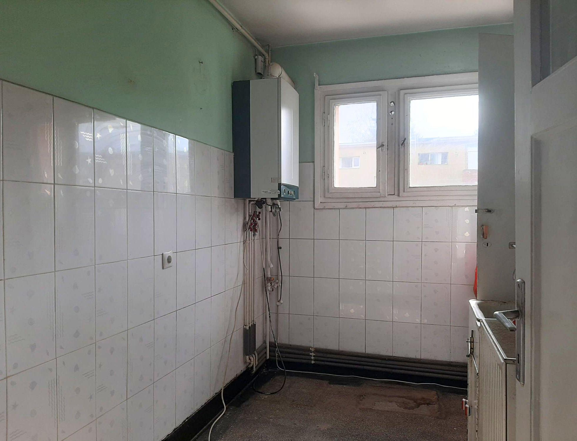 Apartament 2 camere 89000 EUR etaj intermediar foarte aproape de piata Astra - 15