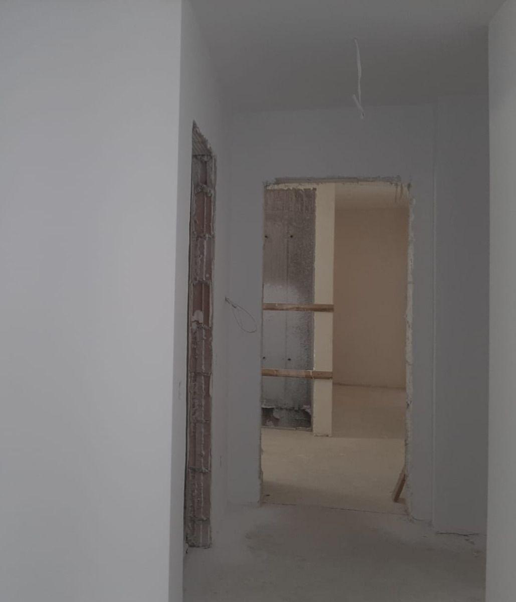 Apartament 3 camere 82 mp + 2 terase de 24 mp zona rezidentiala aerisita - 8