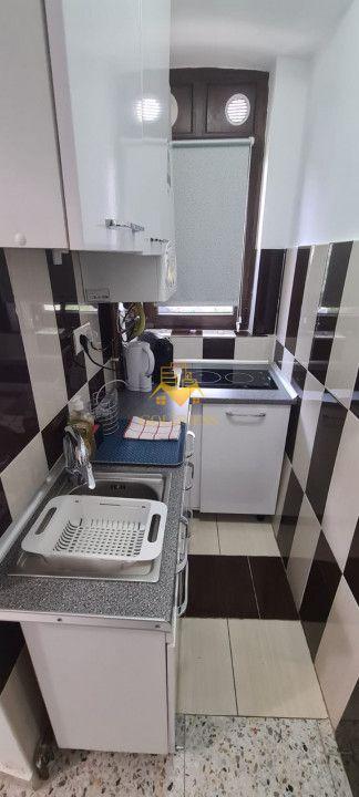 1 camera, Piata Unirii, Piata Muzeului, BCU, Meron, Marty, KFC - 2