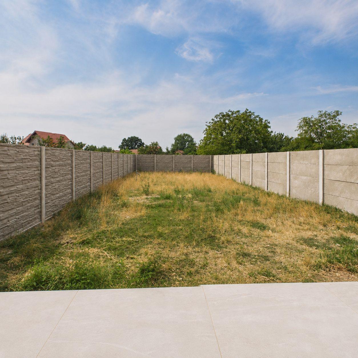 Casă individuală nouă | 3 dormitoare | Curte 300 mp | - 47