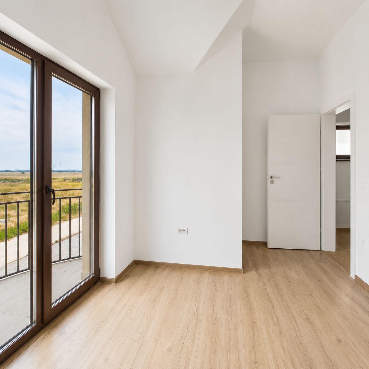 Casă individuală nouă | 3 dormitoare | Curte 300 mp | - 2