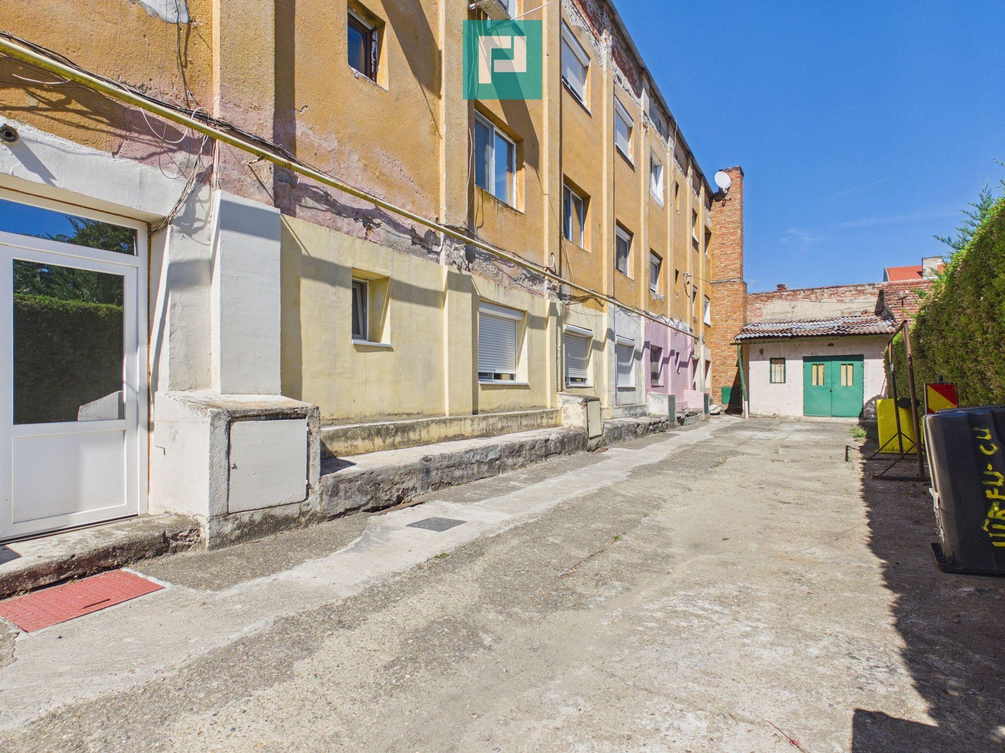 Apartament cu o cameră zona Vârful cu Dor - 9