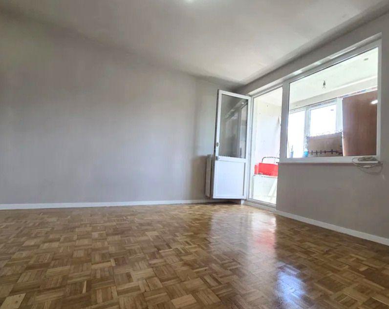 Vedere Panoramică spre Munți 2 Camere Sud Etaj 7/8 zona Garii Victoriei - 3