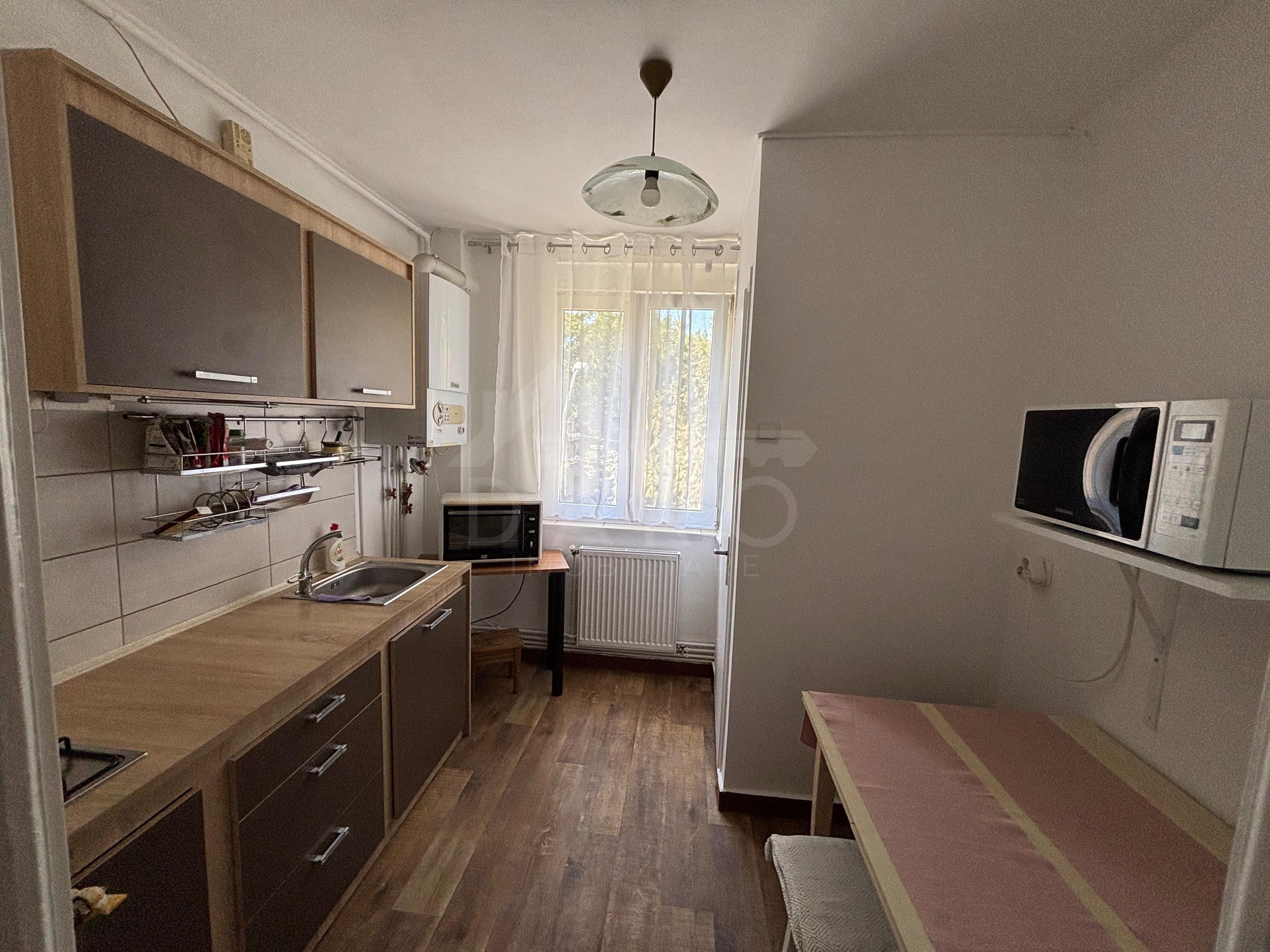 Apartament de vanzare 2 camere Secuilor Martiri -5 minute UMF - 1