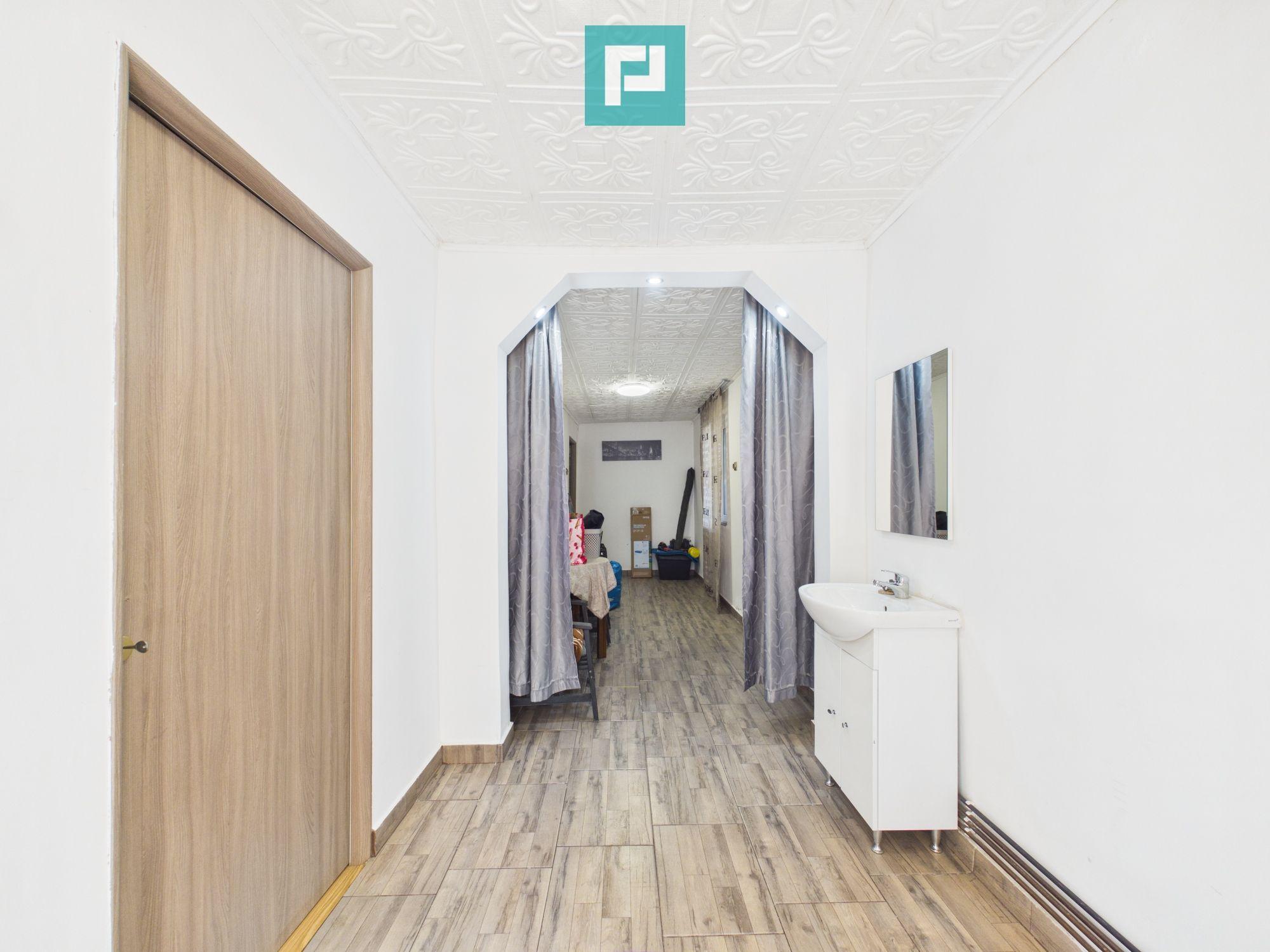 Casă cu 3 camere de vânzare în zona Bujac - 5