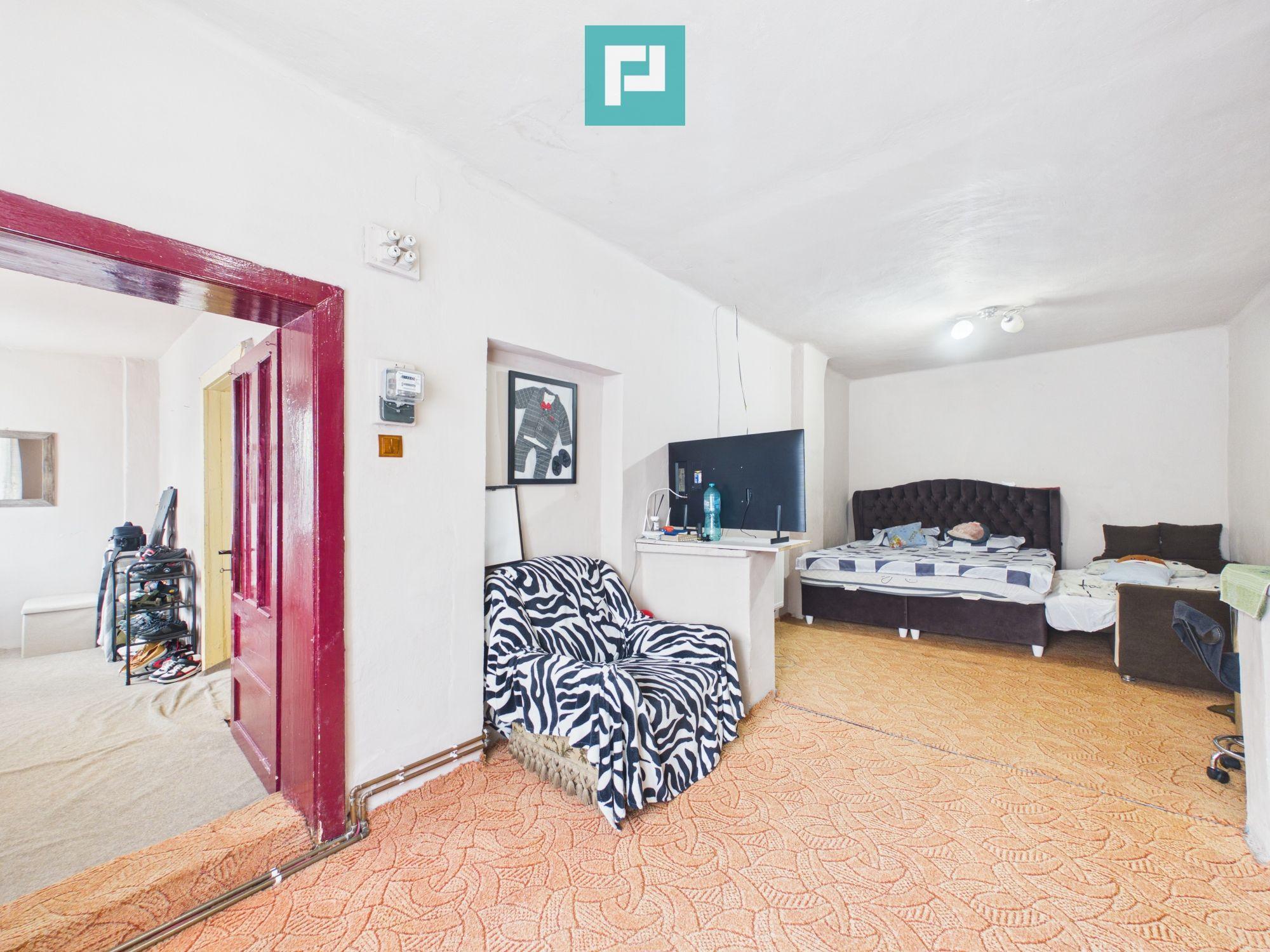 Casă cu 3 camere de vânzare în zona Bujac - 9