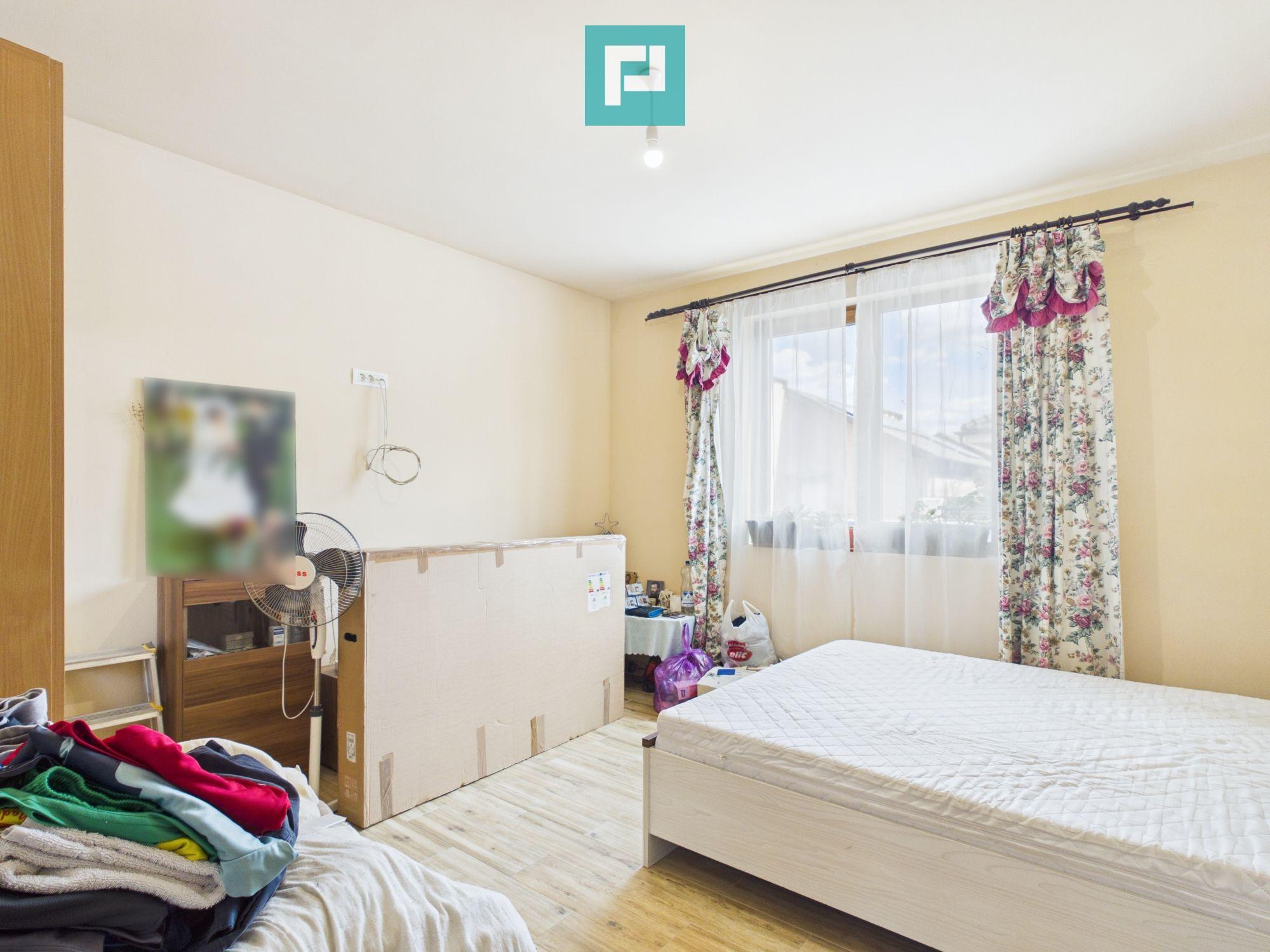 Casă individuală, 3 camere, 87 mp - Sânmartin - 4