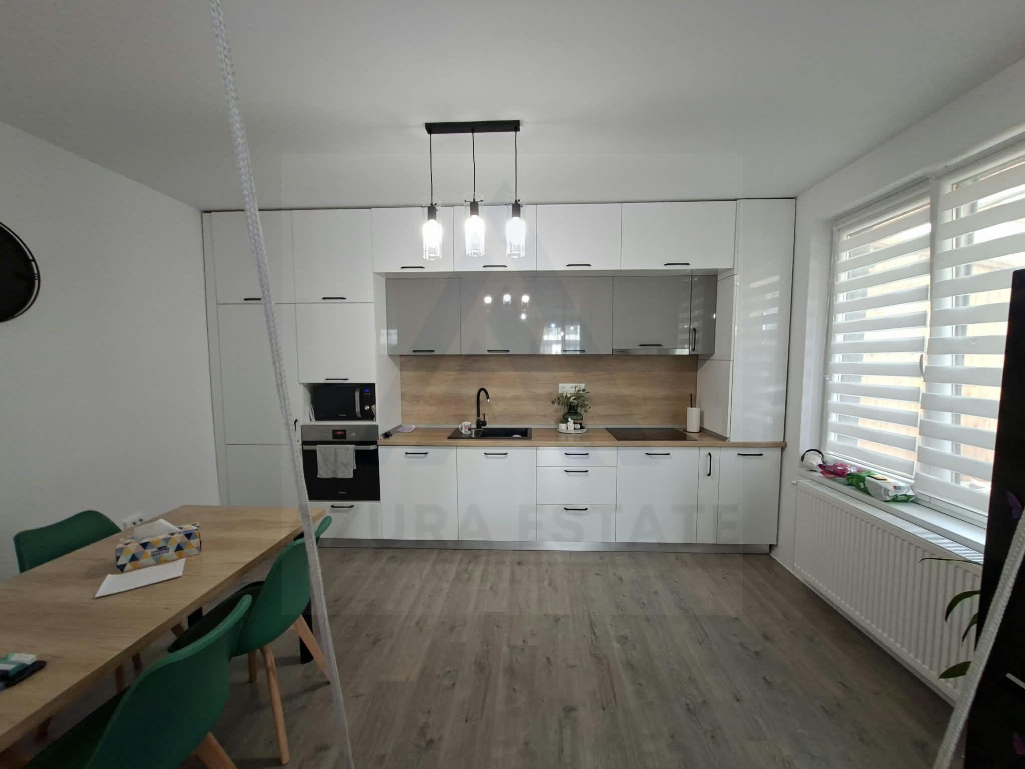 Casa utilata 4 camere 2 bai terasa si teren 210 mp in Arhitectilor - 3