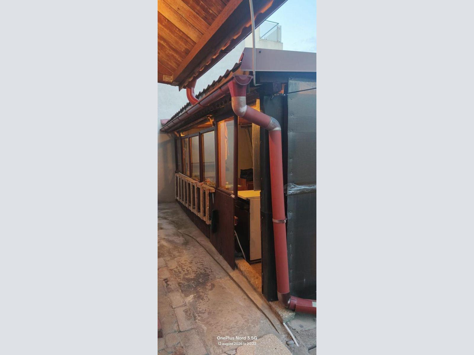 De vânzare: Vilă 3 camere, curte individuală – Zona Tei (Sector 2) - 2