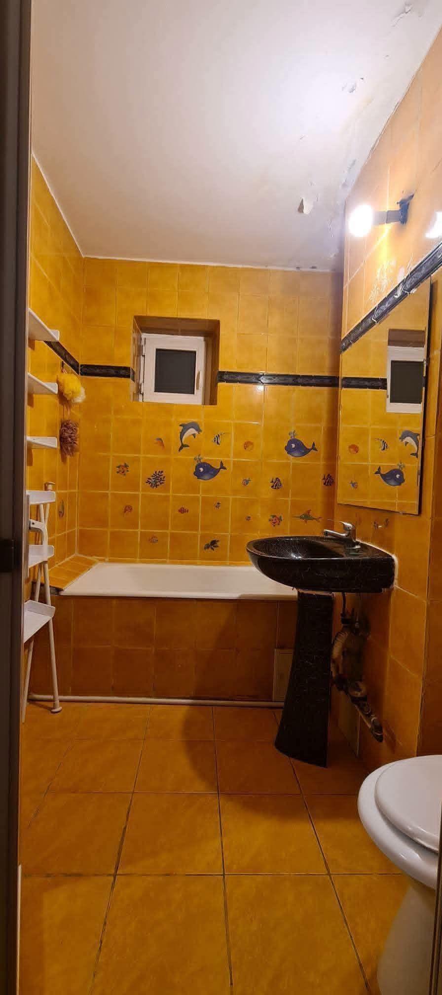 De vanzare apartament cu 2 camere, central, Bloc BR, et. 2, 76.000 euro - 8