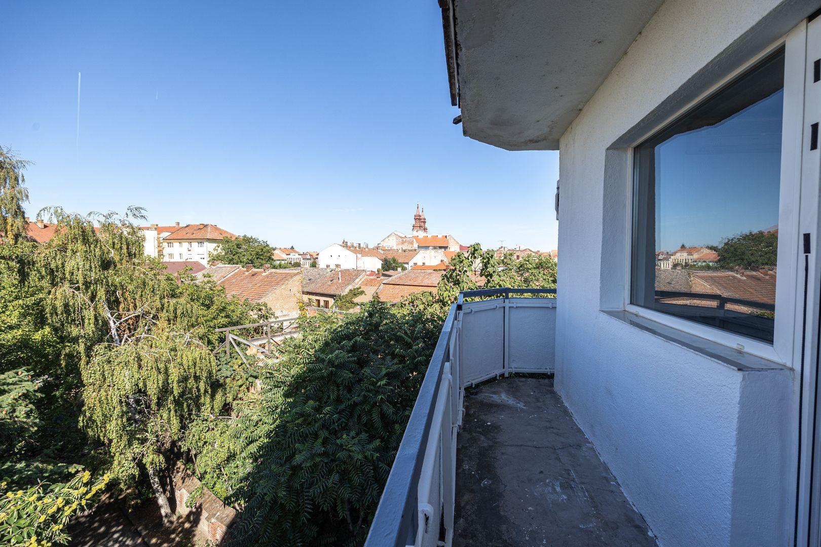 Apartament 2 camere - renovat - Piața Catedralei - COMISION 0 - 1