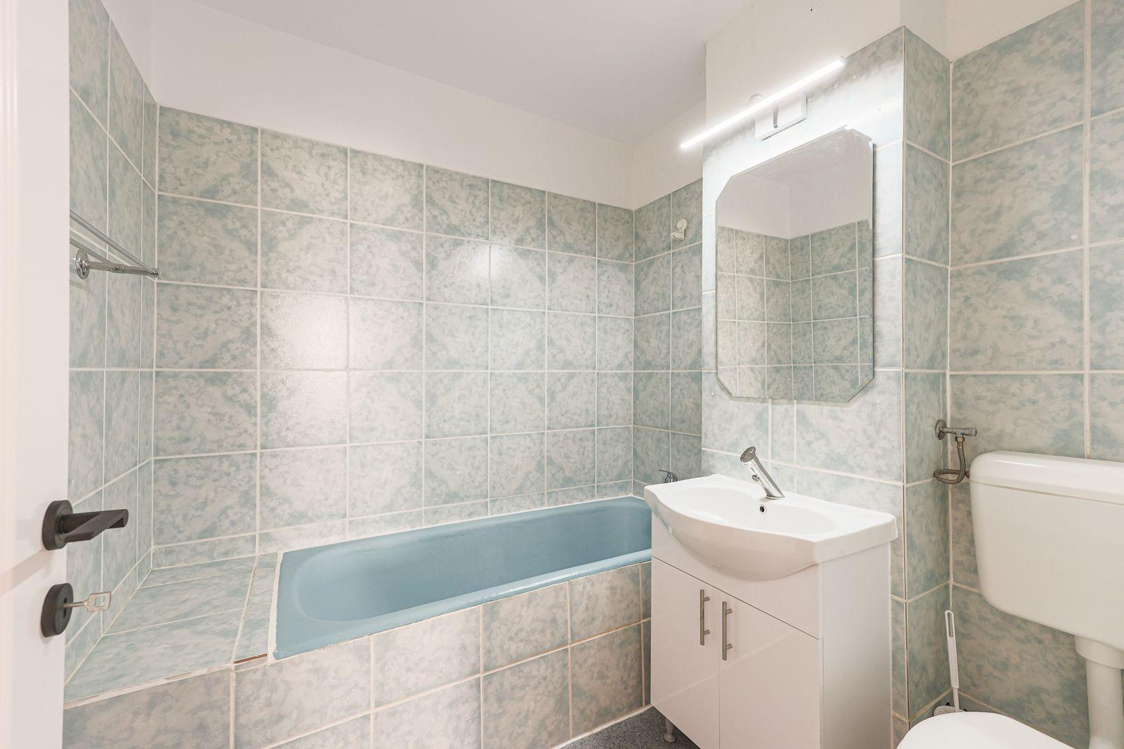 Apartament 2 camere - renovat - Piața Catedralei - COMISION 0 - 5