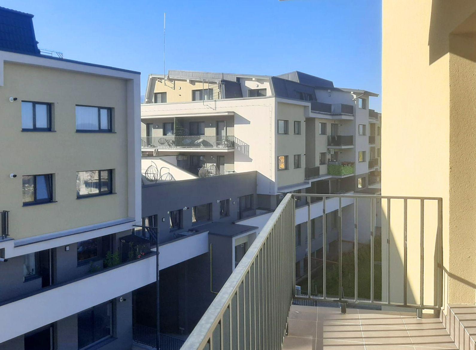 Apartament cu 3 camere situat la etajul 3 zona rezidentiala Rasnov - 18