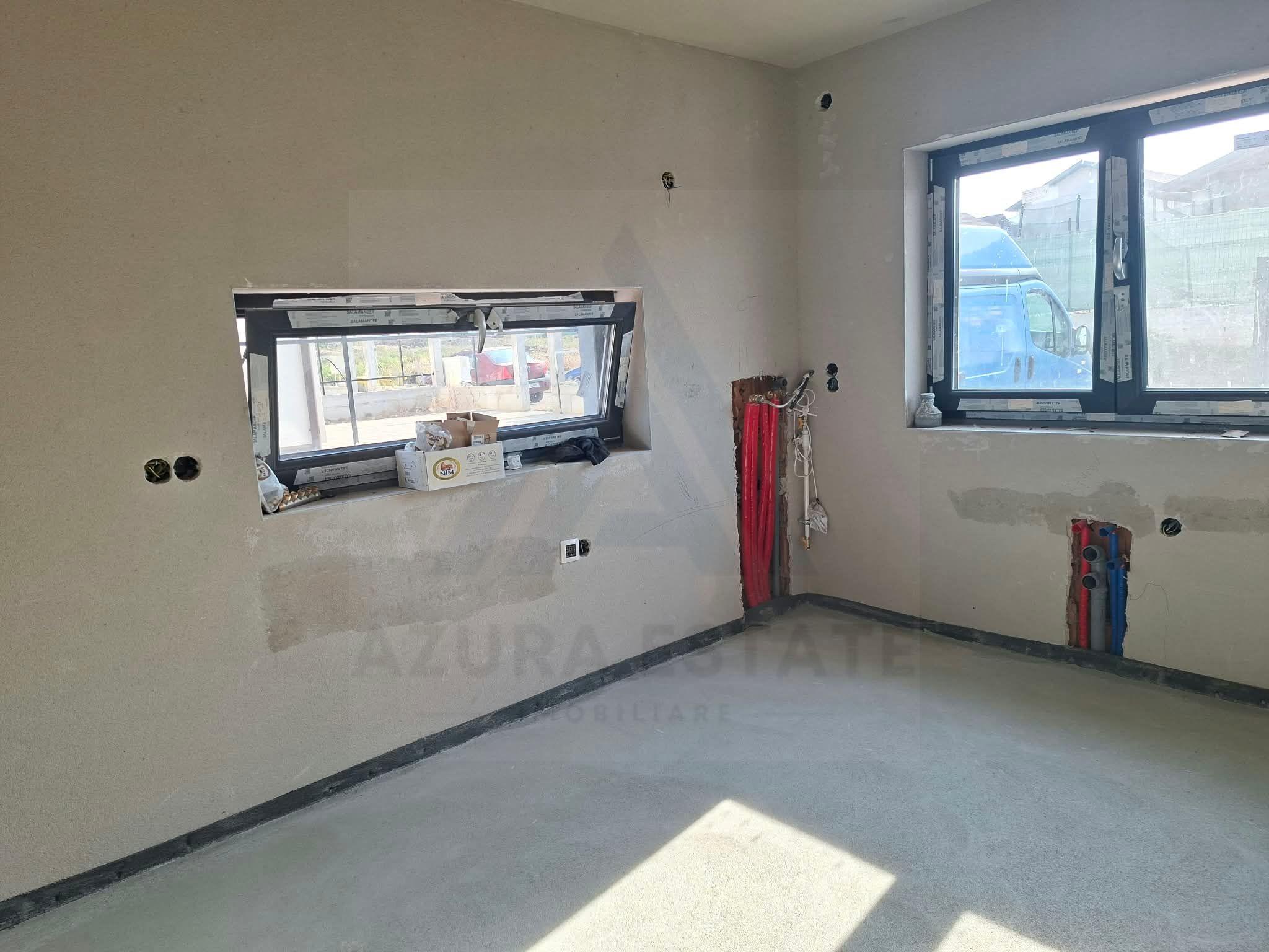 Casa 4 camere 2 bai terasa acoperita si teren 334 mp in Sura Mare - 5