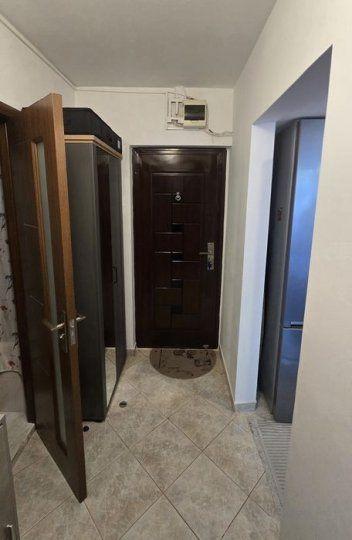 Vand apartament cu 2 camere pe Valea Oltului la 8 minute de metrou - 8