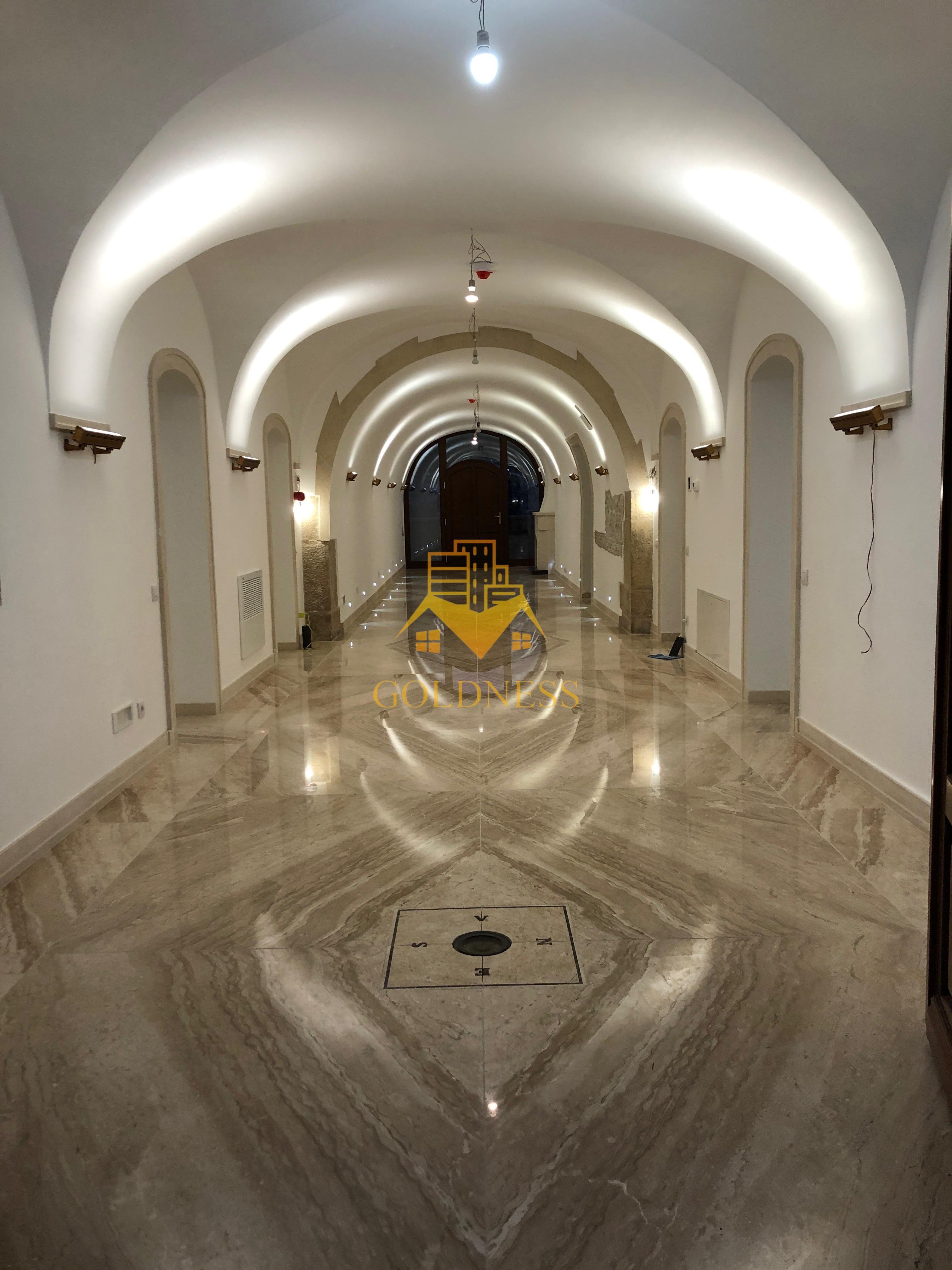 Casă individuală, finisaje Premium, curte 500mp, Gruia, Zona Belvedere - 1