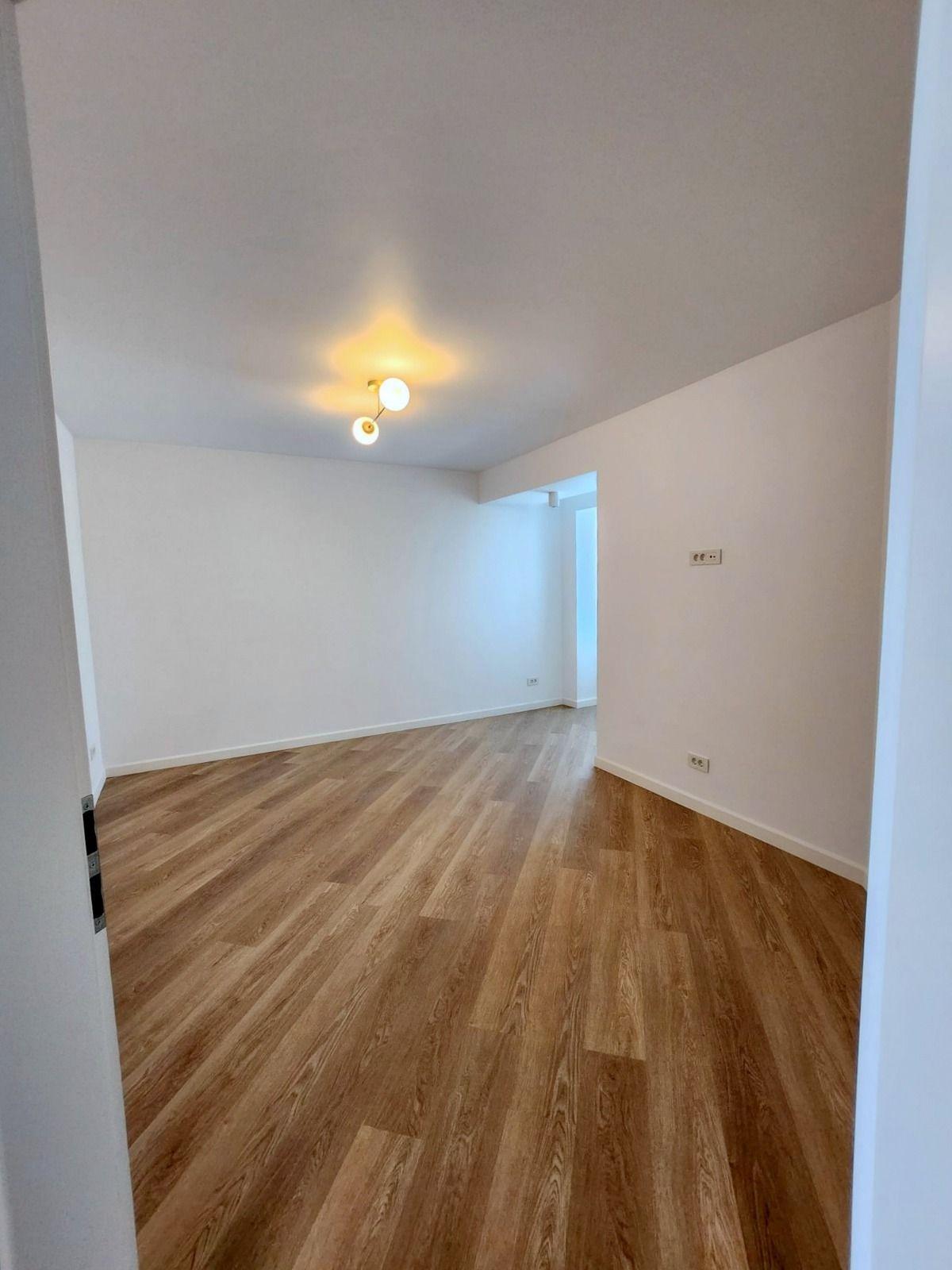 De vanzare apart. 3 camere Faleza , vedere Dunare, 78 mp, renovat premium - 10