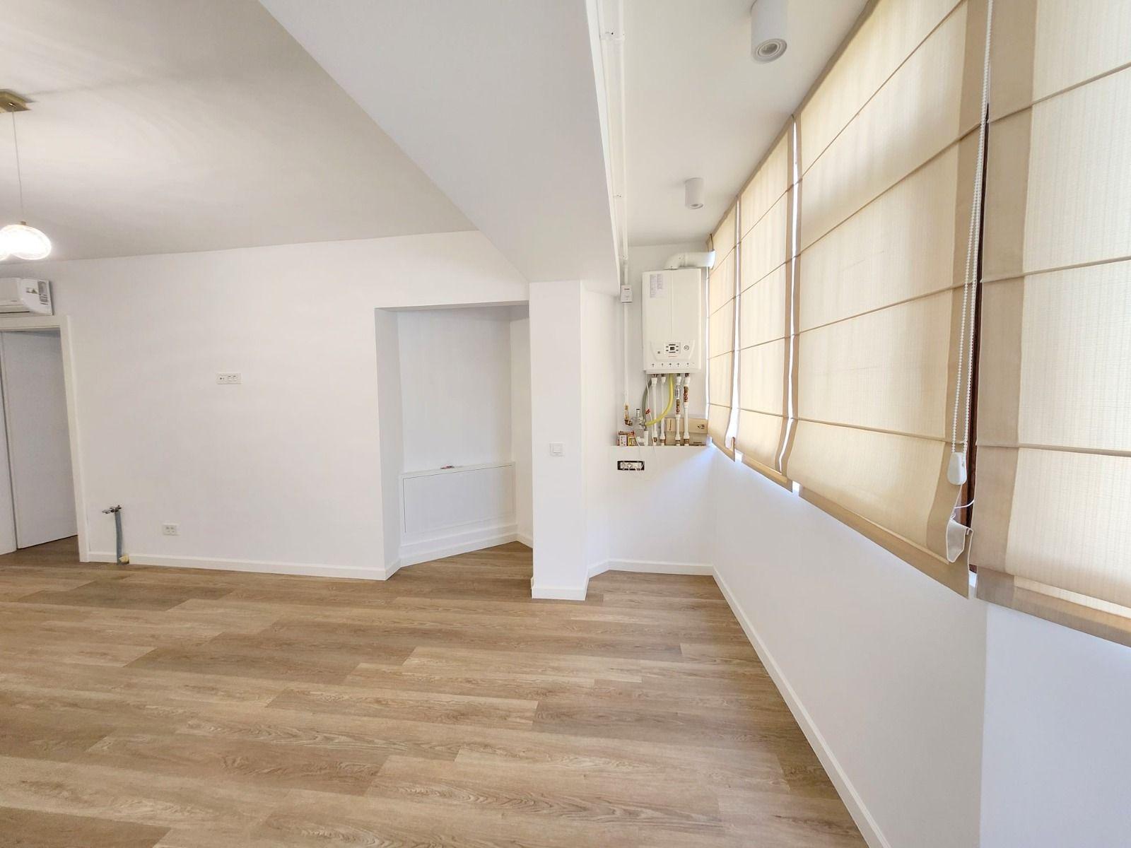 De vanzare apart. 3 camere Faleza , vedere Dunare, 78 mp, renovat premium - 18