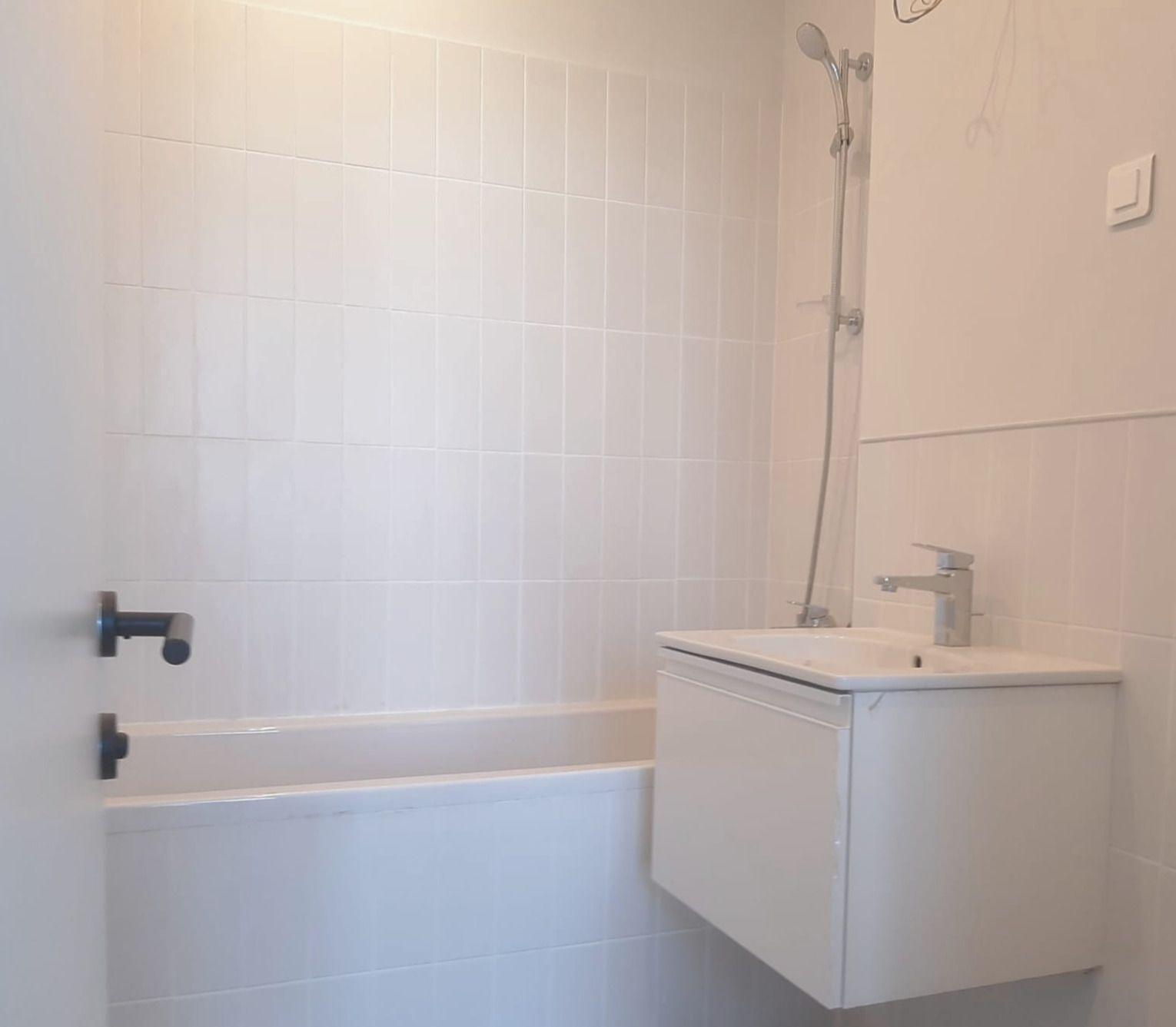 Apartament 3 Camere bucatarie inchisa si Terasă 12 MP cu Vedere Liberă - 13