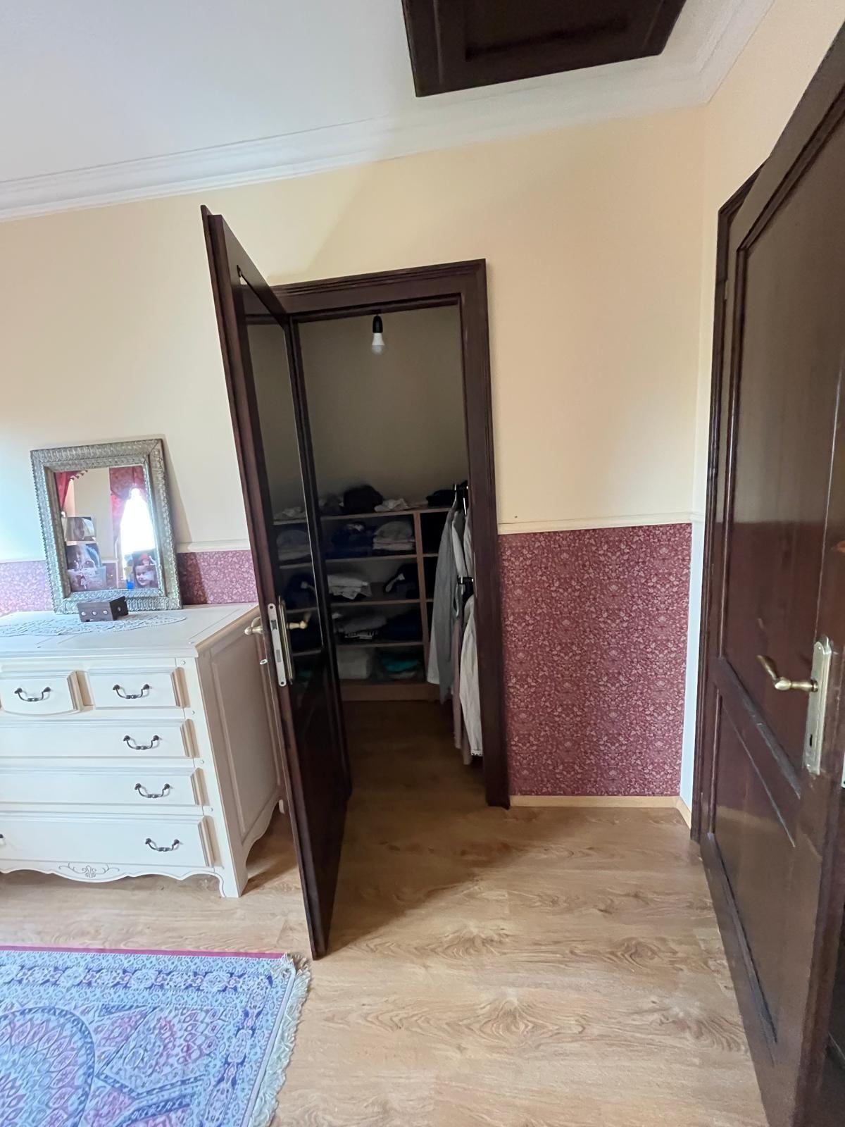Casă elegantă, spațioasă, ideală pentru familie – Sanmihaiu Roman - 8