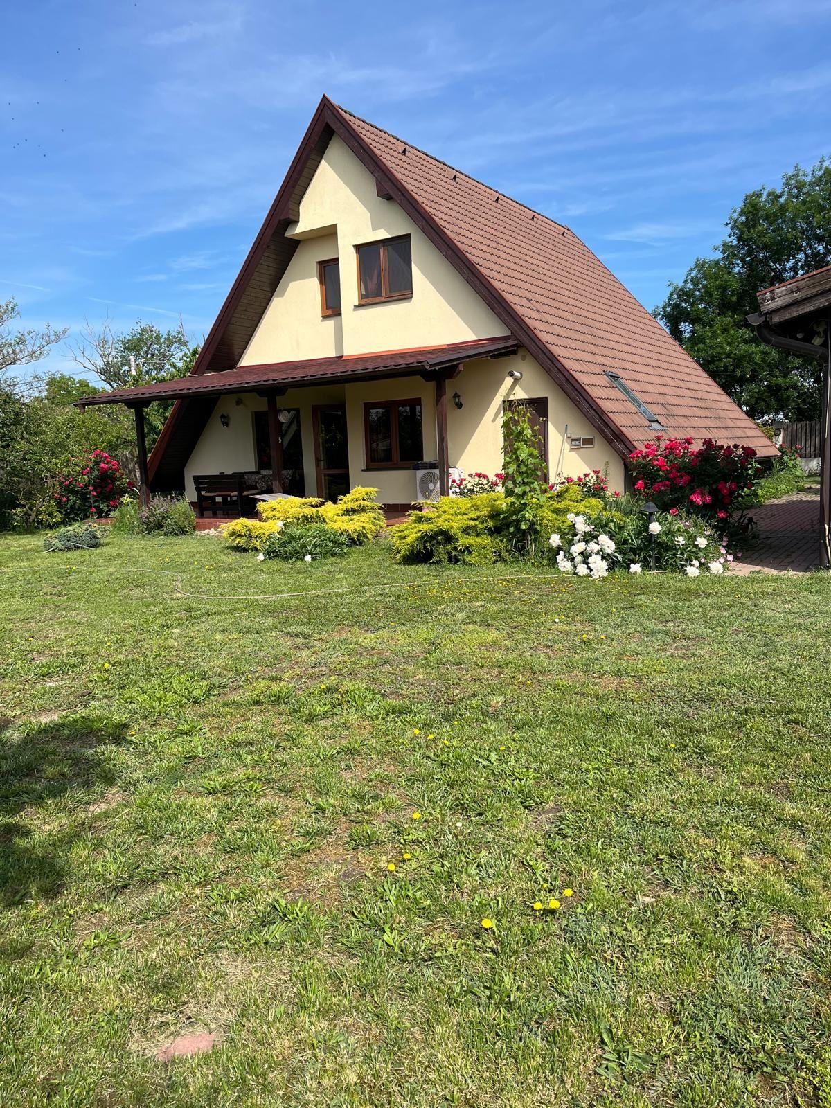 Casă elegantă, spațioasă, ideală pentru familie – Sanmihaiu Roman - 30