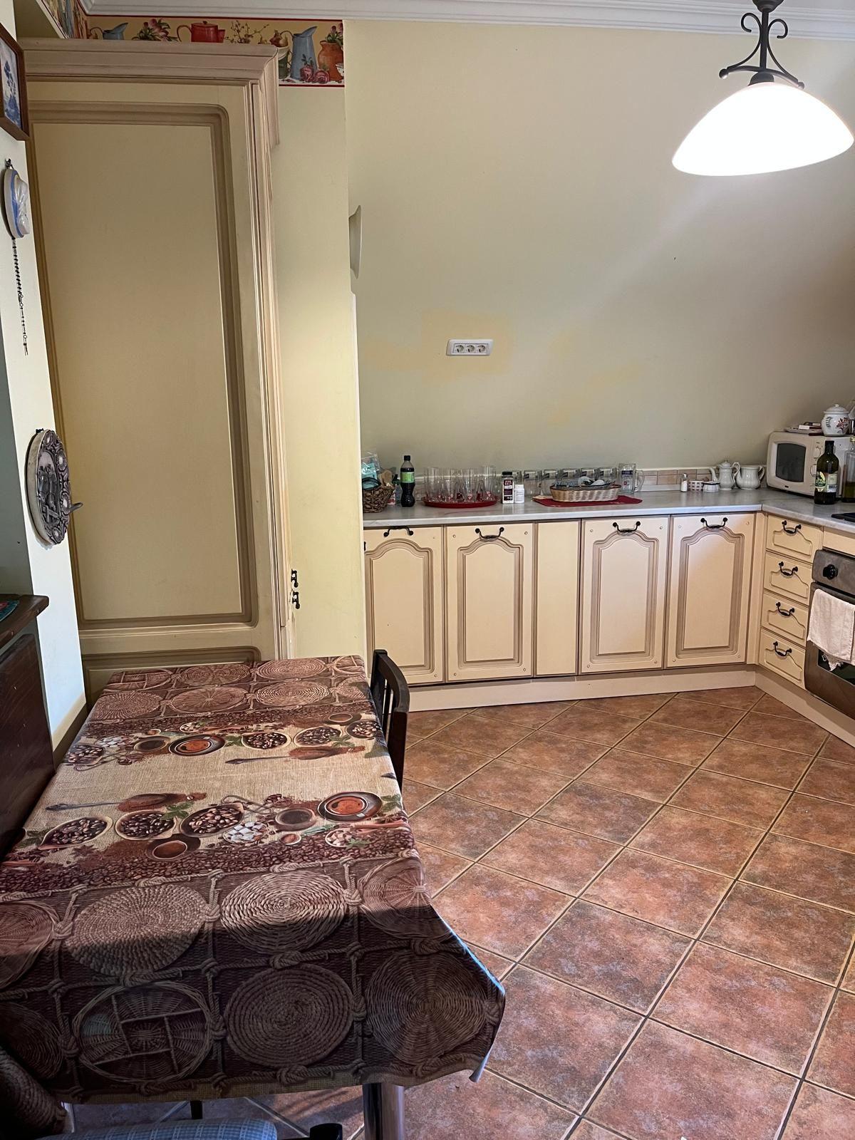 Casă elegantă, spațioasă, ideală pentru familie – Sanmihaiu Roman - 24