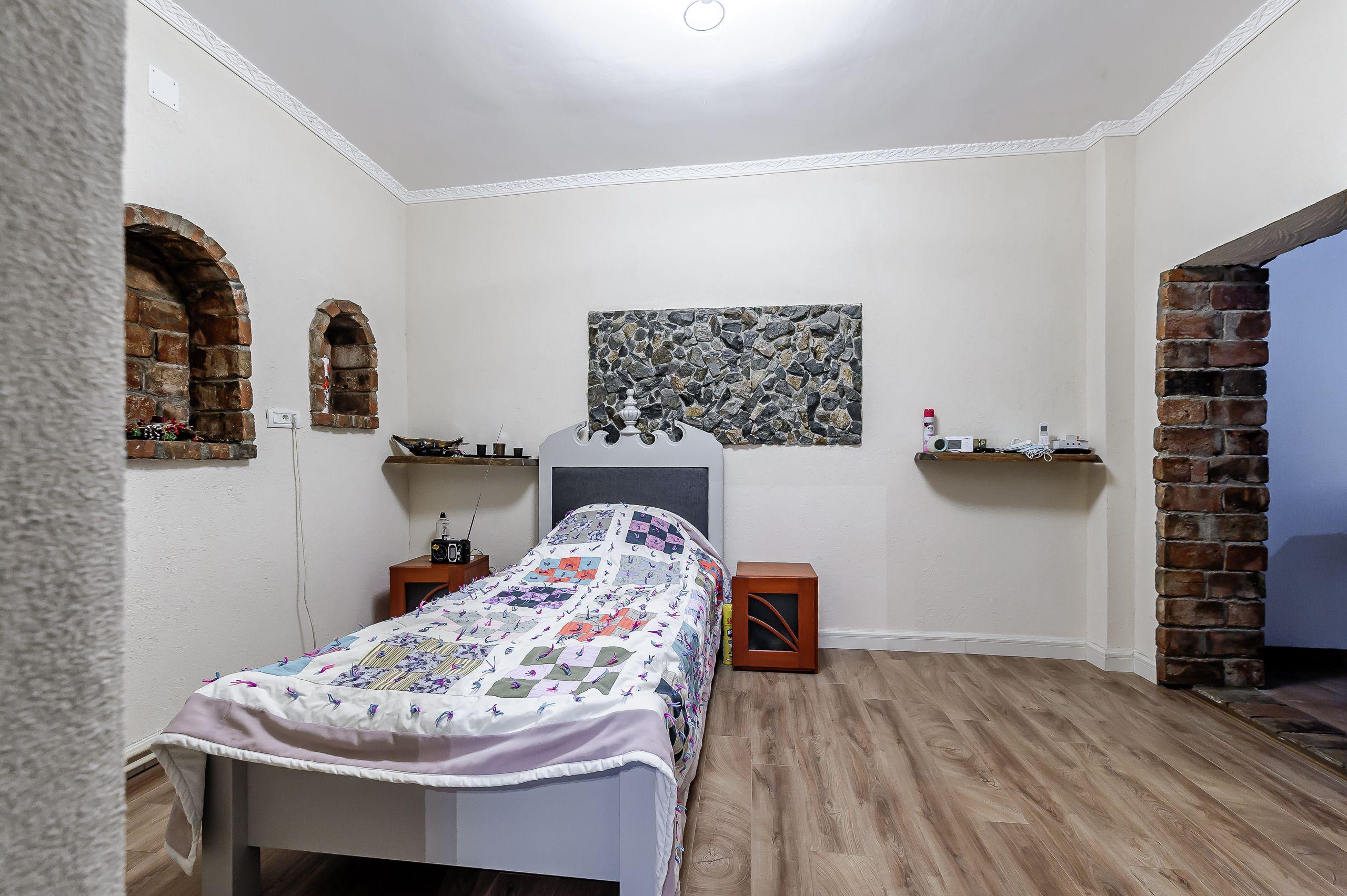 Casa 4 camere - Teren 1603mp - Livada, Arad - COMISION 0% - 2