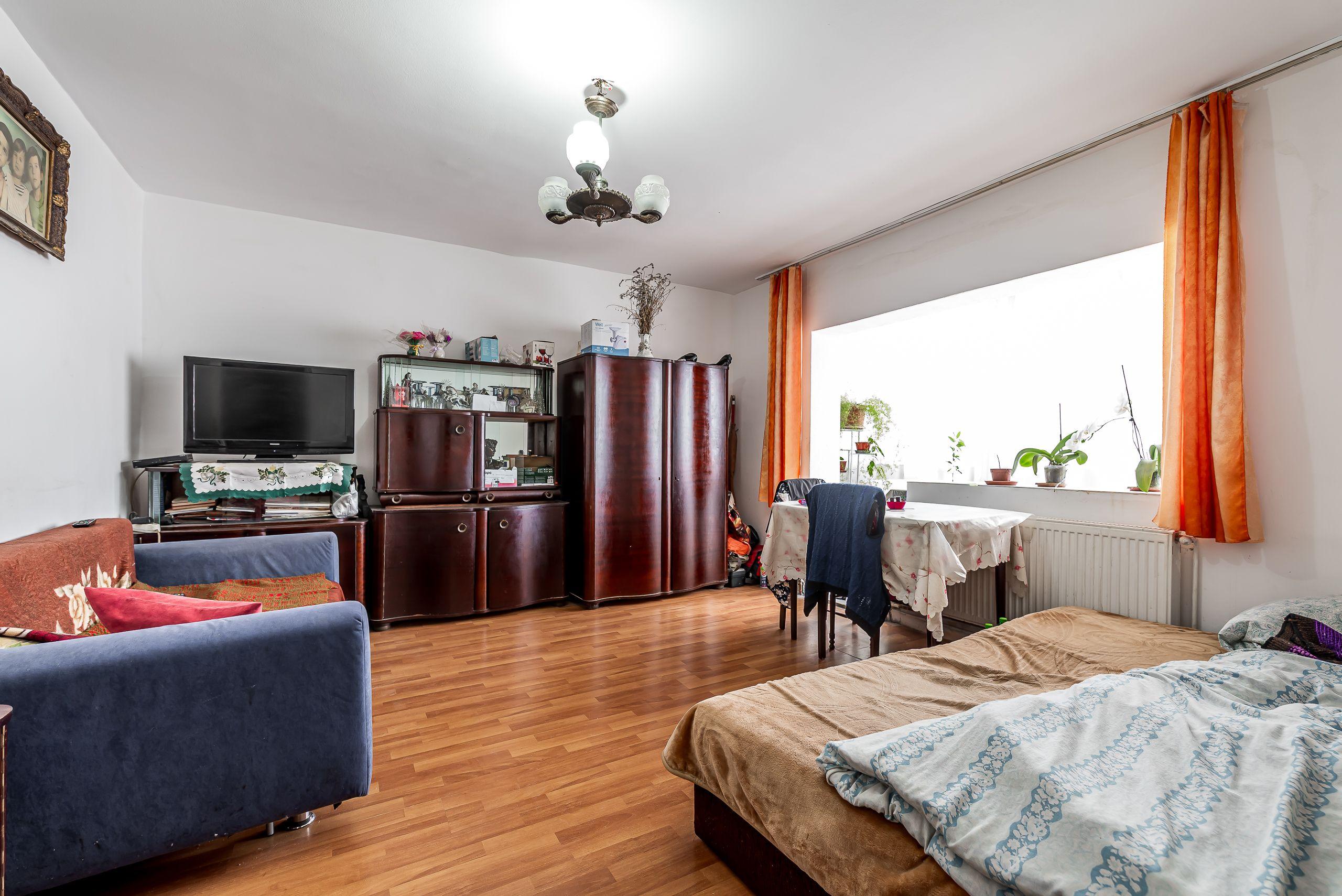 Apartament cu 3 camere decomandat la parter in Confectii Comision 0% - 3