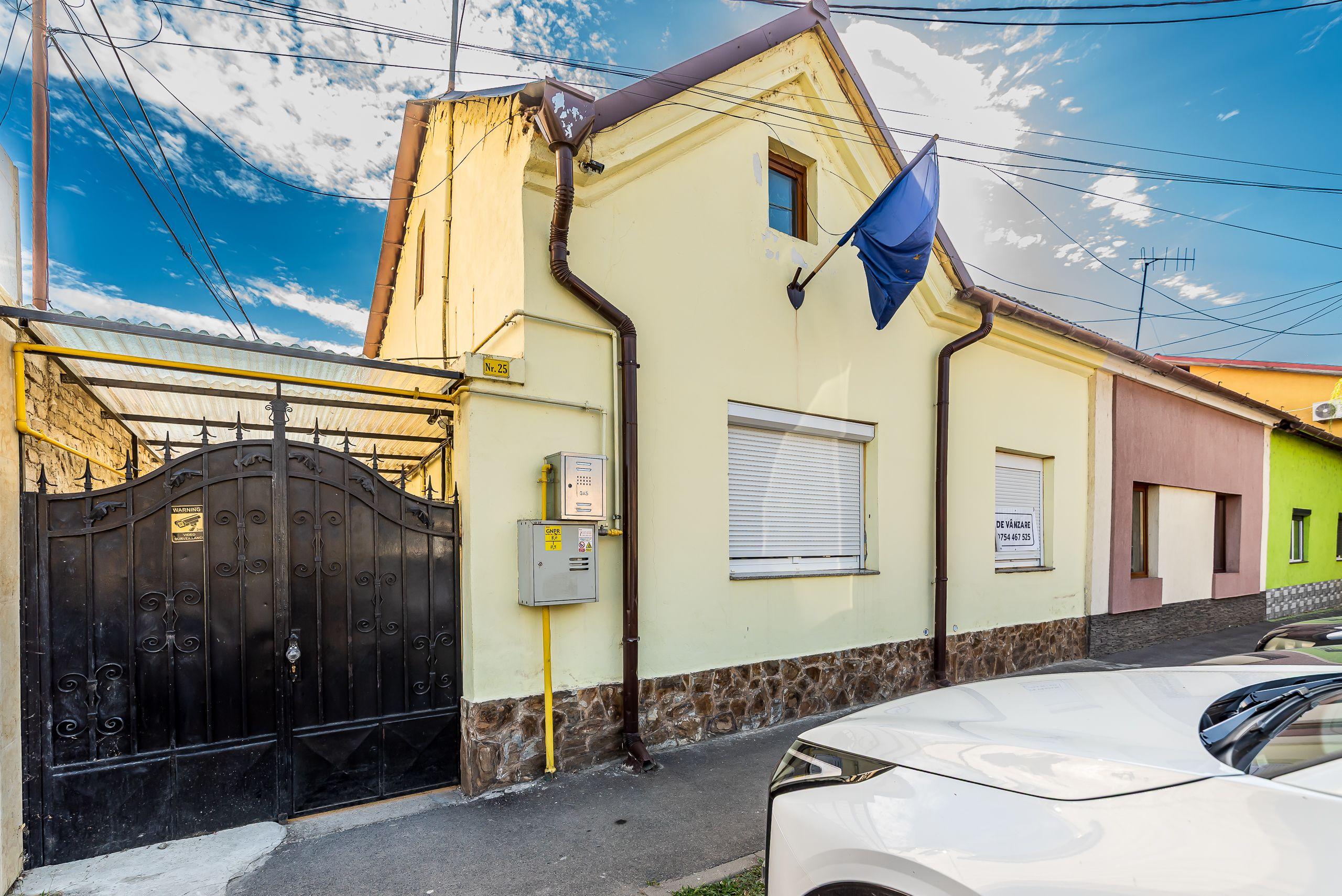 Apartament la cheie cu 2 camere la casa in Parneava Comision 0% - 2
