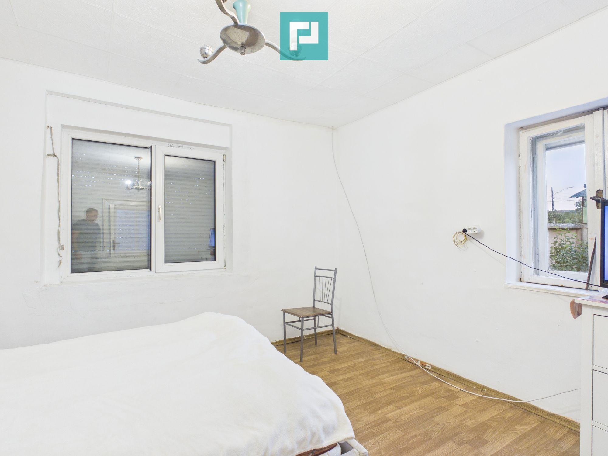 Casă 2 corpuri și 4 camere teren 1440 mp în Macea - 9