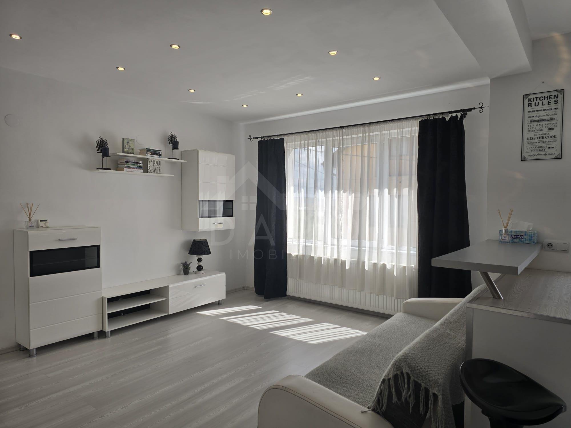 Inchiriez apartament 2 camere - 1