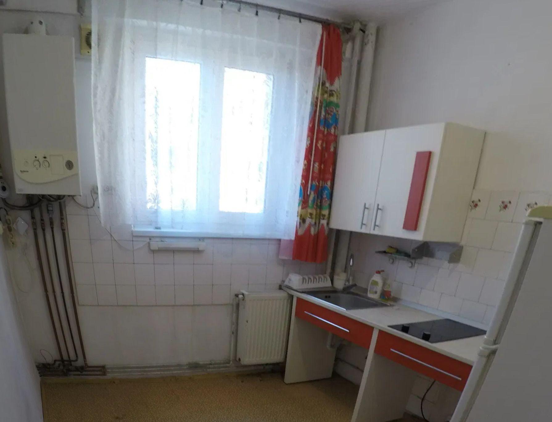 3 camere cu lumină din plin și potențial de personalizare Bulevardul Griviței - 13